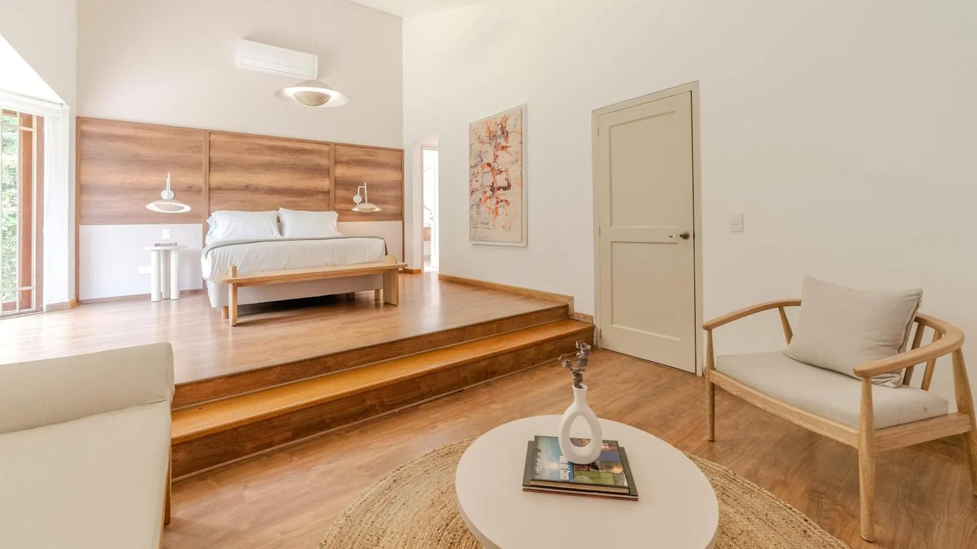 Marvelous 5Br Home With Jacuzzi In El Poblado Medellín 0*,  Colombia